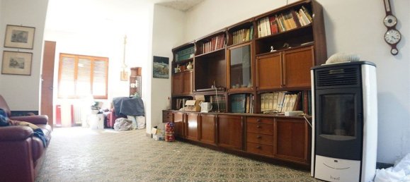 5 Schlafzimmer Villa in Massa, Italy, Nr. 331319 7