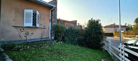 5 rooms Villa in Voghera, Italy No. 62148 4