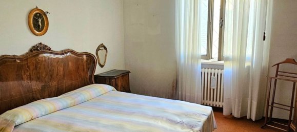 5 rooms Villa in Voghera, Italy No. 62148 11