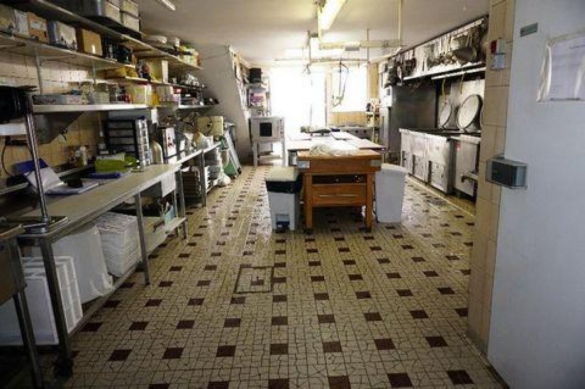 Büro in Nogent-le-Rotrou, France 167m², Nr. 17473