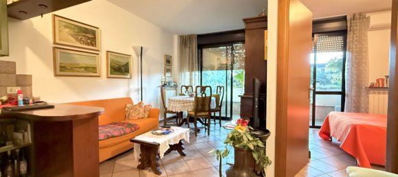 Apartamento T2 em Albano Sant'Alessandro, Italy N.º 380832 9