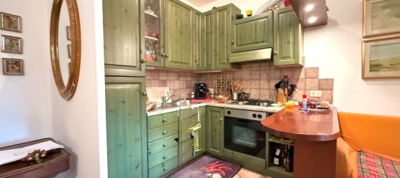 Apartamento T2 em Albano Sant'Alessandro, Italy N.º 380832 8