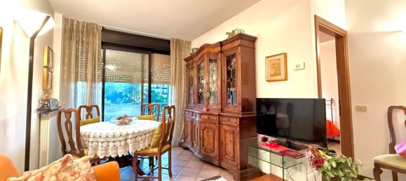 Apartamento T2 em Albano Sant'Alessandro, Italy N.º 380832 2