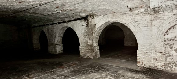  عقار تجاري في Leon, Spain 1979متر مربع رقم 81422 14