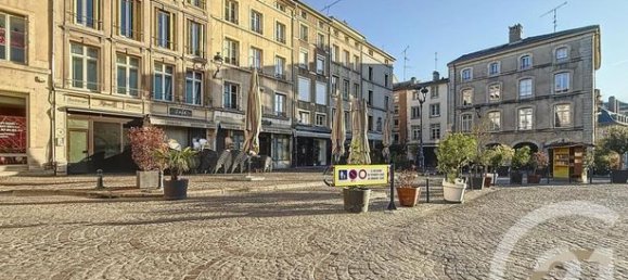 242m² Commercial property in Nancy, France No. 310918 3