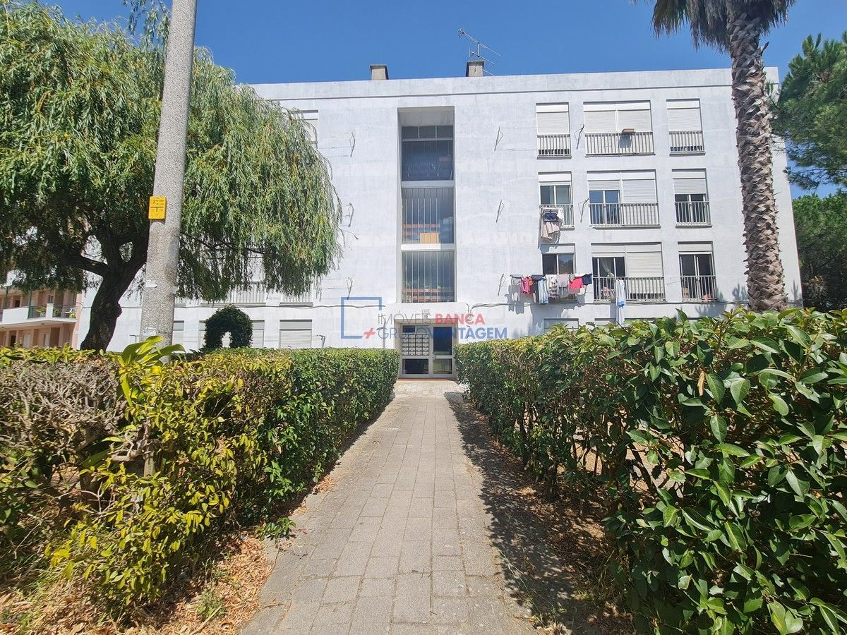 2 bedrooms Apartment in Rio de Mouro, Portugal No. 221504