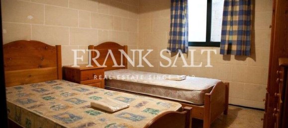 3 bedrooms Apartment in Victoria, Malta No. 988 7