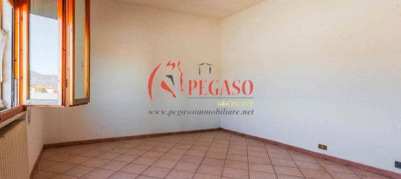 5غرفة شقة في Chiesina Uzzanese, Italy رقم 37736 23