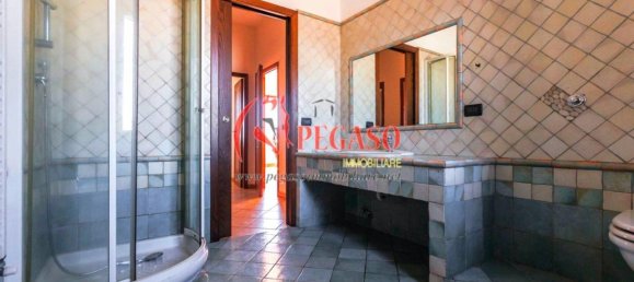 5غرفة شقة في Chiesina Uzzanese, Italy رقم 37736 18