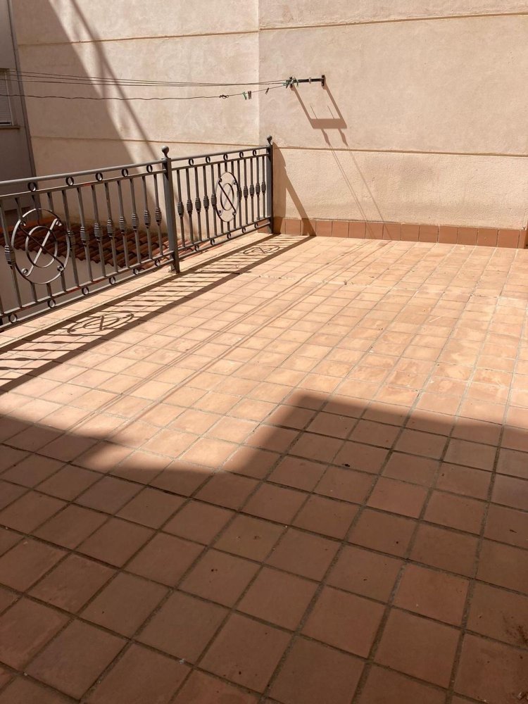 Apartamento de 2 dormitorios en Cuenca, Spain No. 194993