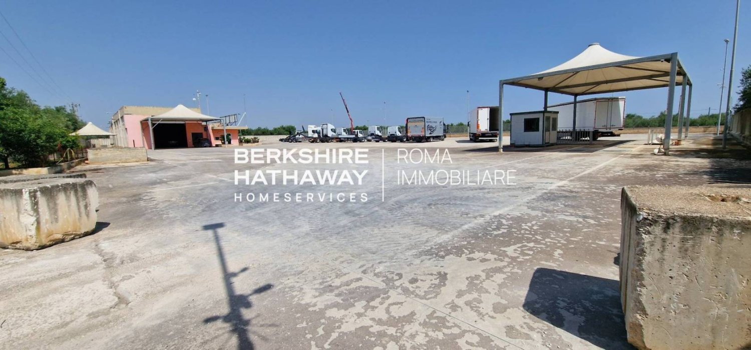 Armazém de 5 divisões em Bitonto, Italy N.º 72959