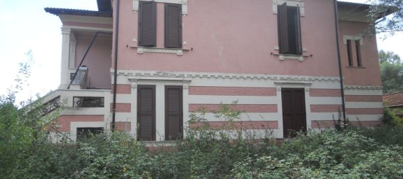 12 chambres Villa à Scurcola Marsicana, Italy No. 353100 4