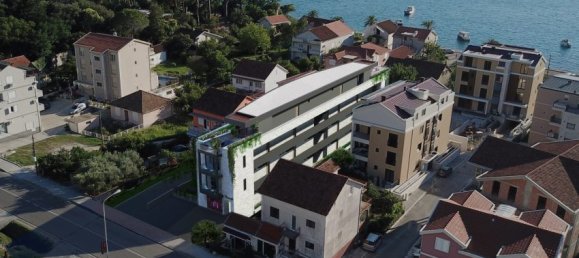 1 bedroom Apartment in Tivat, Montenegro No. 122 3