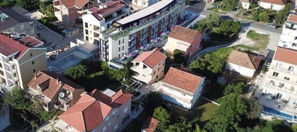 1 bedroom Apartment in Tivat, Montenegro No. 122 5