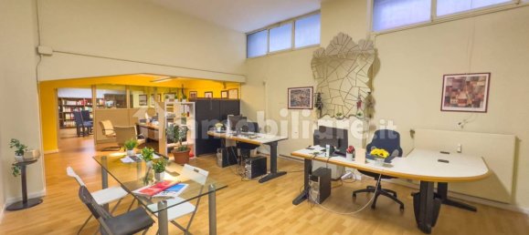 1 room Office in Turin, Italy No. 345593 13