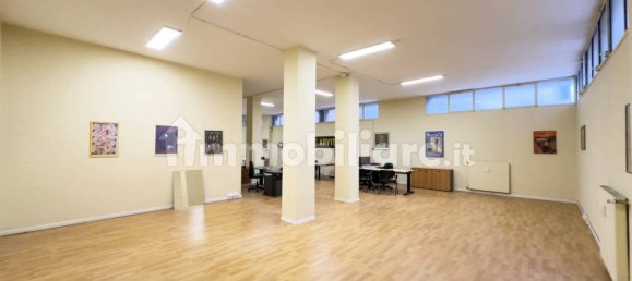 1 room Office in Turin, Italy No. 345593 3