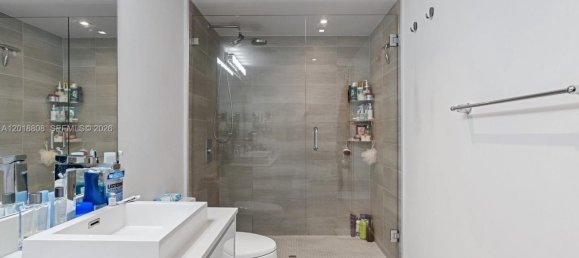 2 dormitorios propiedad comercial en alquiler en Miami, Miami-Dade, Florida, USA № 615029 10