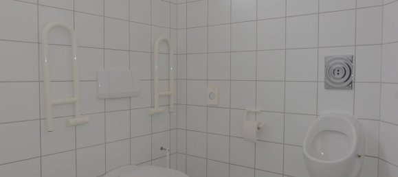 7-salle Bâtiment à Odenwaldkreis, Germany No. 25011 12