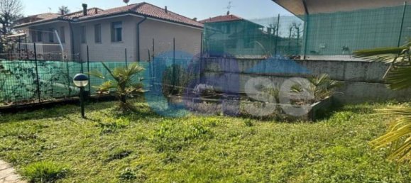 3 bedrooms Villa in Peschiera Borromeo, Italy No. 20926 39
