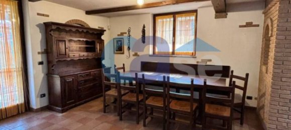 3 bedrooms Villa in Peschiera Borromeo, Italy No. 20926 23