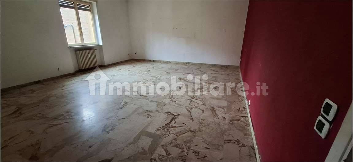 2 bedrooms Apartment in Piacenza, Italy No. 63776
