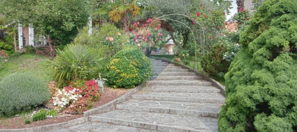 10 rooms Villa in Gattinara, Italy No. 123193 9