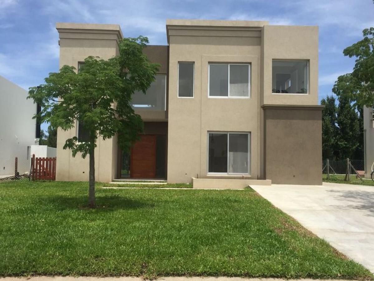 5 bedrooms House in Tigre, Argentina No. 2104