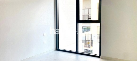 Villa T3 em Dubai Land, UAE N.º 100053 7