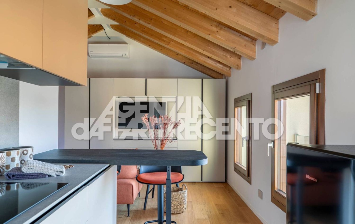 Estudio en Treviso, Italy No. 219098