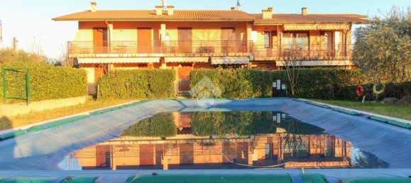 3 rooms Apartment in San Felice del Benaco, Italy No. 144792 2