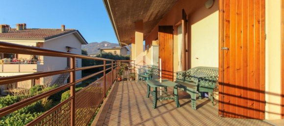 3 rooms Apartment in San Felice del Benaco, Italy No. 144792 4