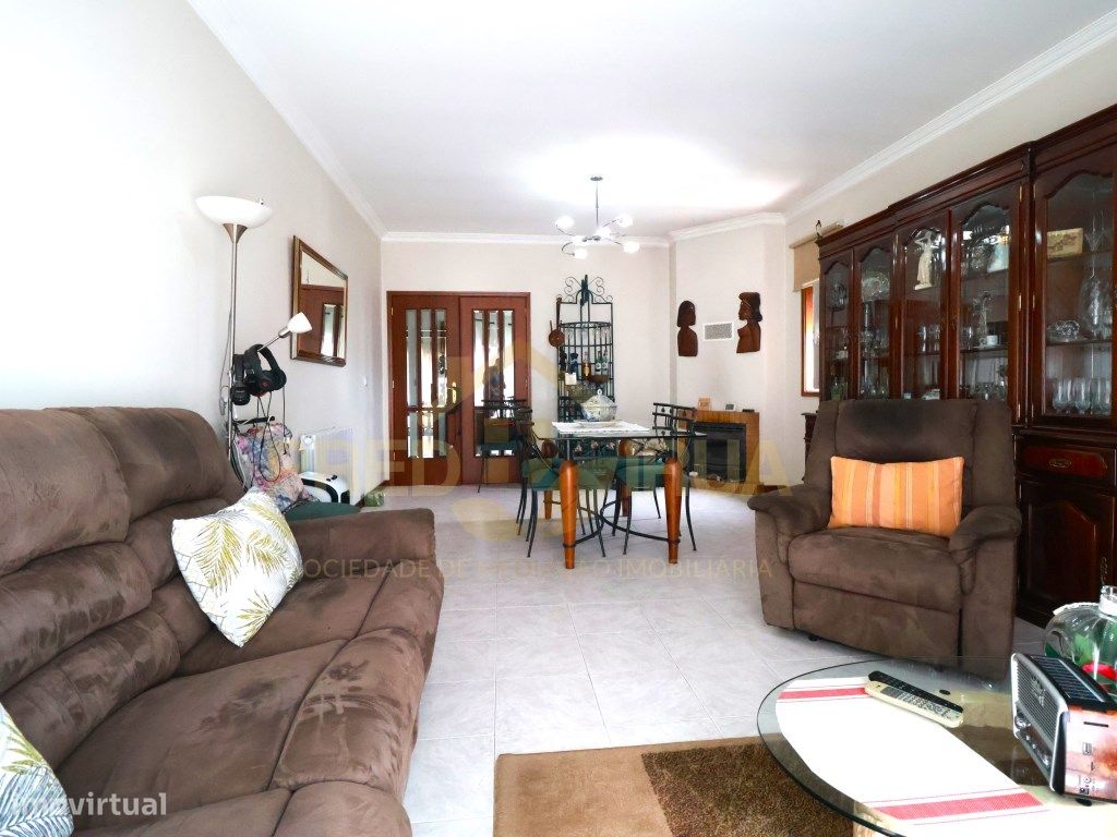 3 bedrooms Apartment in Arcozelo, Portugal No. 281700