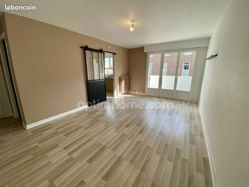 Studio in Lorient, France No. 274324