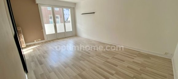 Studio in Lorient, France No. 274324 2