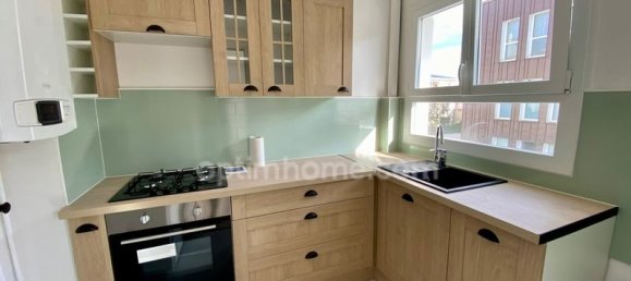 Studio in Lorient, France No. 274324 3