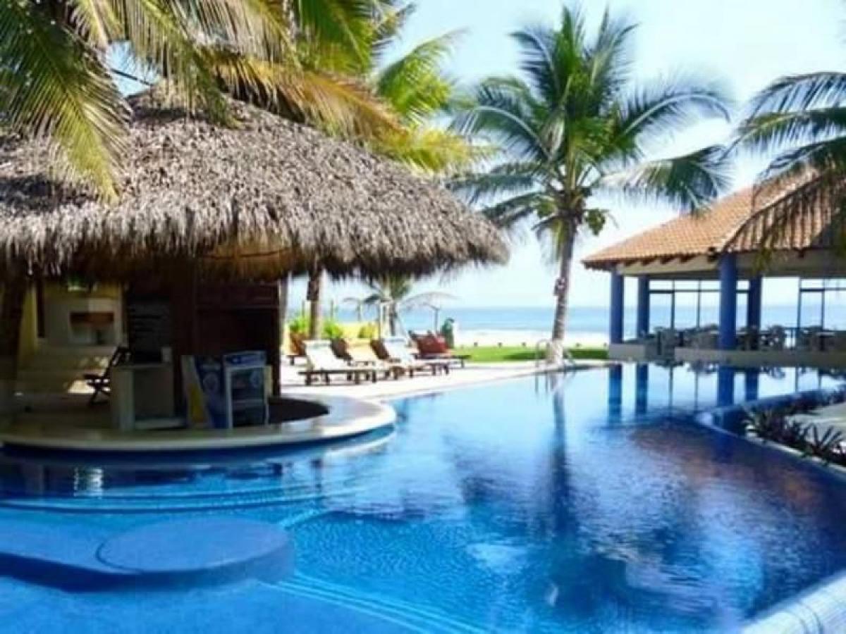  بناية في Guerrero, Mexico رقم 200343