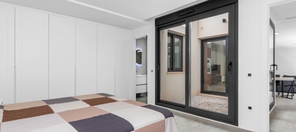 5 bedrooms House in San Miguel de Salinas, Spain No. 188353 63