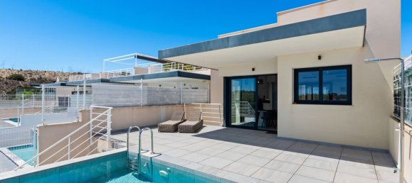 5 bedrooms House in San Miguel de Salinas, Spain No. 188353 6