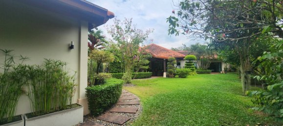 3 bedrooms Cafe / restaurant in Pattaya, Thailand No. 5092 5