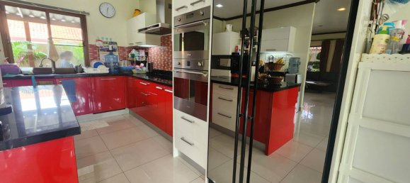 3 bedrooms Cafe / restaurant in Pattaya, Thailand No. 5092 30