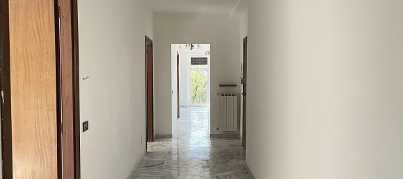 4 bedrooms Apartment in Rome, Italy No. 377714 25