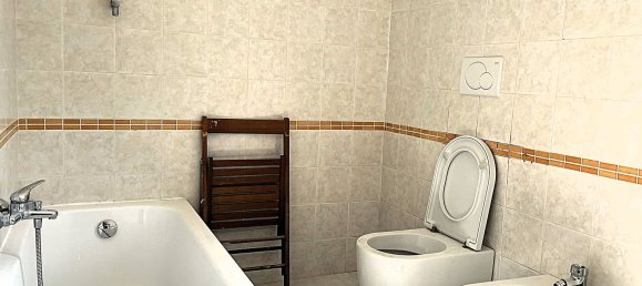 4 bedrooms Apartment in Rome, Italy No. 377714 9