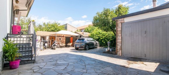 3 rooms Villa in Canegrate, Italy No. 305232 5