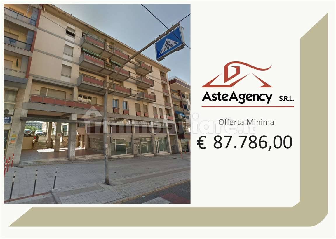 3 bedrooms Apartment in Ancona, Italy No. 370992