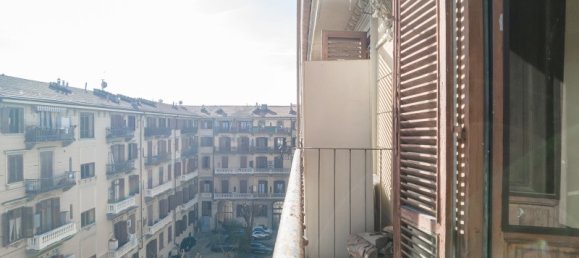 5غرفة شقة في Turin, Italy رقم 138993 9