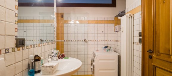 5غرفة شقة في Turin, Italy رقم 138993 20