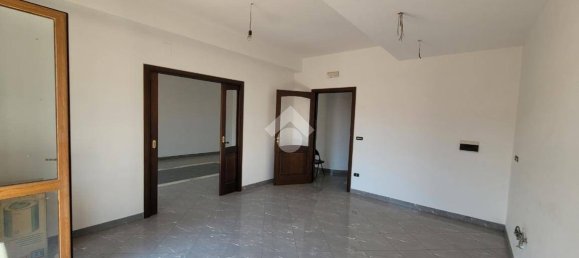 2 Schlafzimmer Wohnung in Melito di Porto Salvo, Italy, Nr. 219935 18