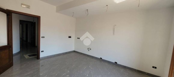 2 Schlafzimmer Wohnung in Melito di Porto Salvo, Italy, Nr. 219935 4