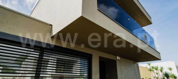 4 غرف نوم منزل في Madalena, Portugal رقم 18052 14