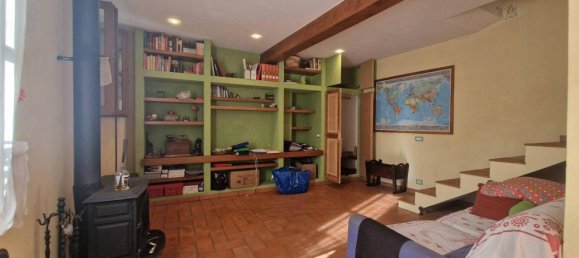 3-Zimmer Haus in Genoa, Italy, Nr. 64330 10